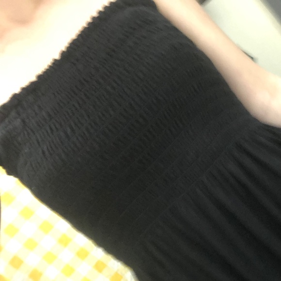 🎉2/$25 Ribbed strapless dress! - Picture 2 of 2